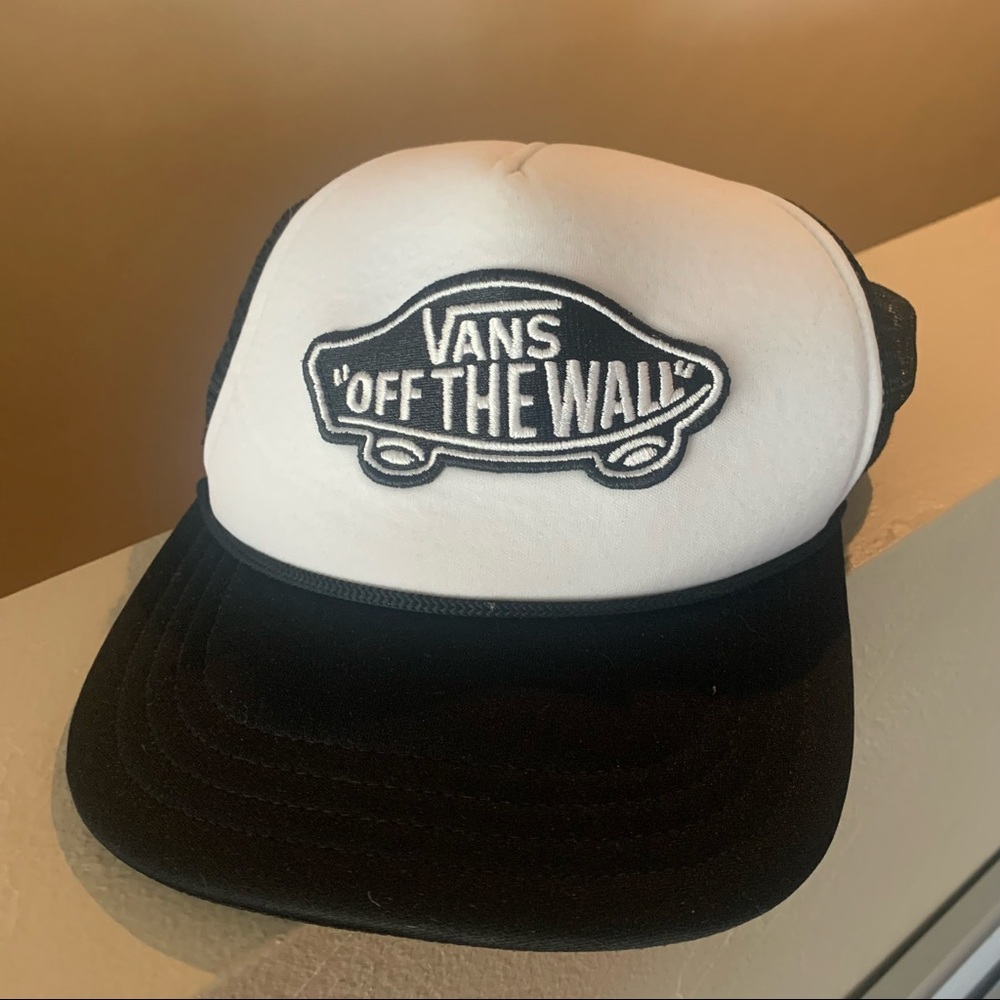 Brand New, Never WornVans Trucker Hat